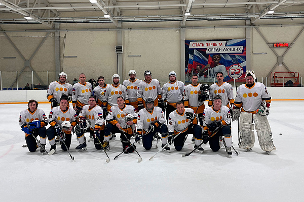 Хоккейная команда РУСОЙЛ укрепляет традиции через спорт